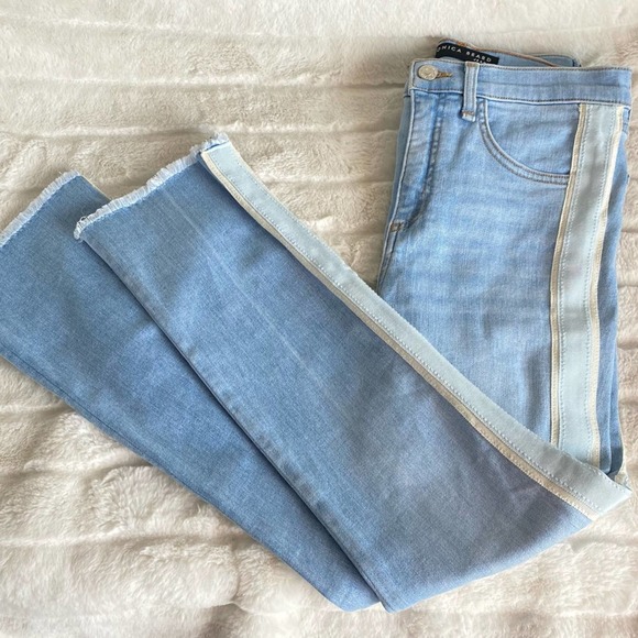 Veronica Beard High Rise Kick Flare Crop Jeans - Picture 4 of 12